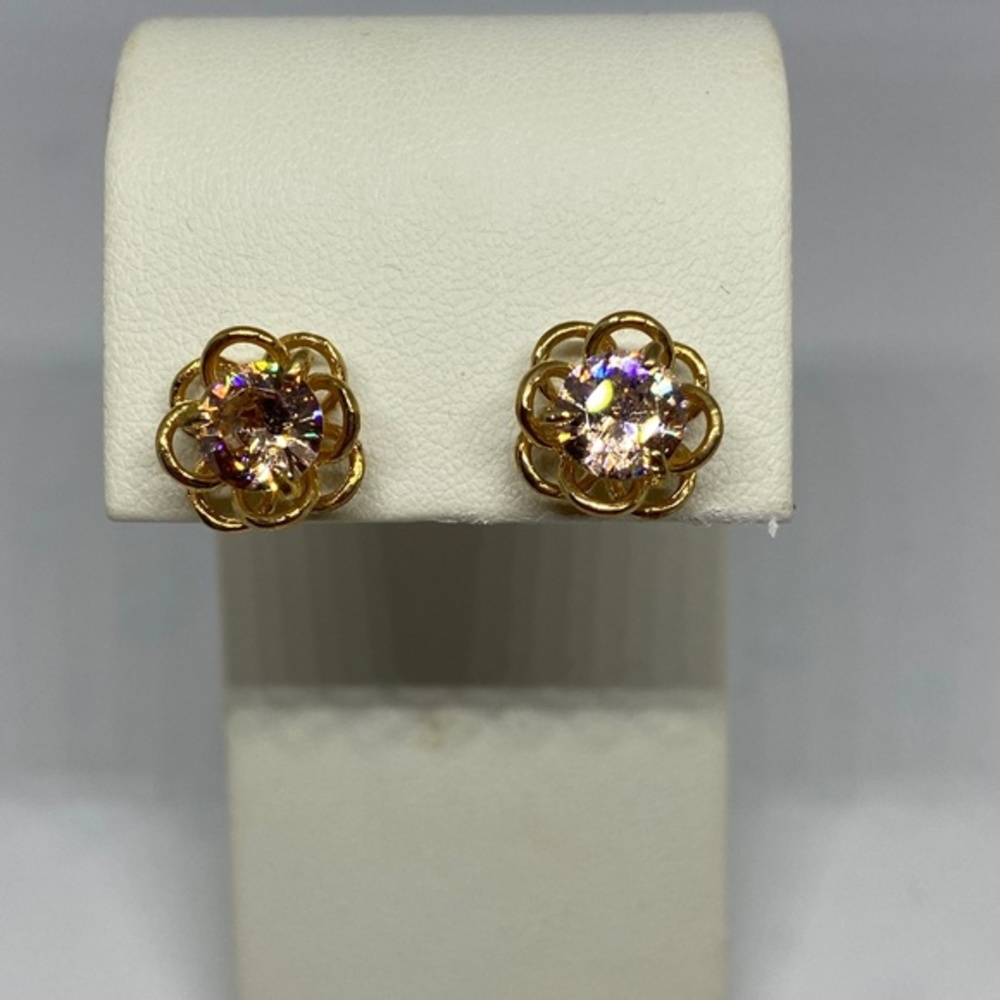 NWOT Pink Champagne Flower Earrings